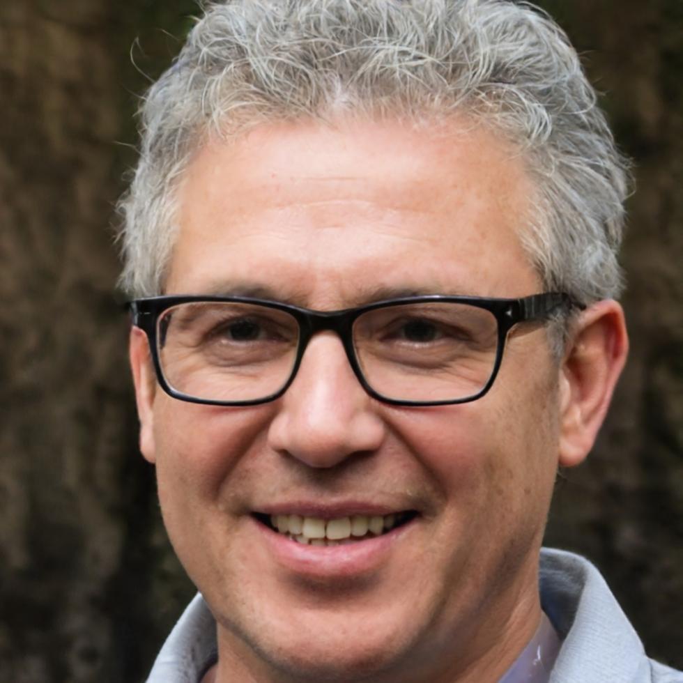Carlos Mendoza, Director de Estrategia Financiera